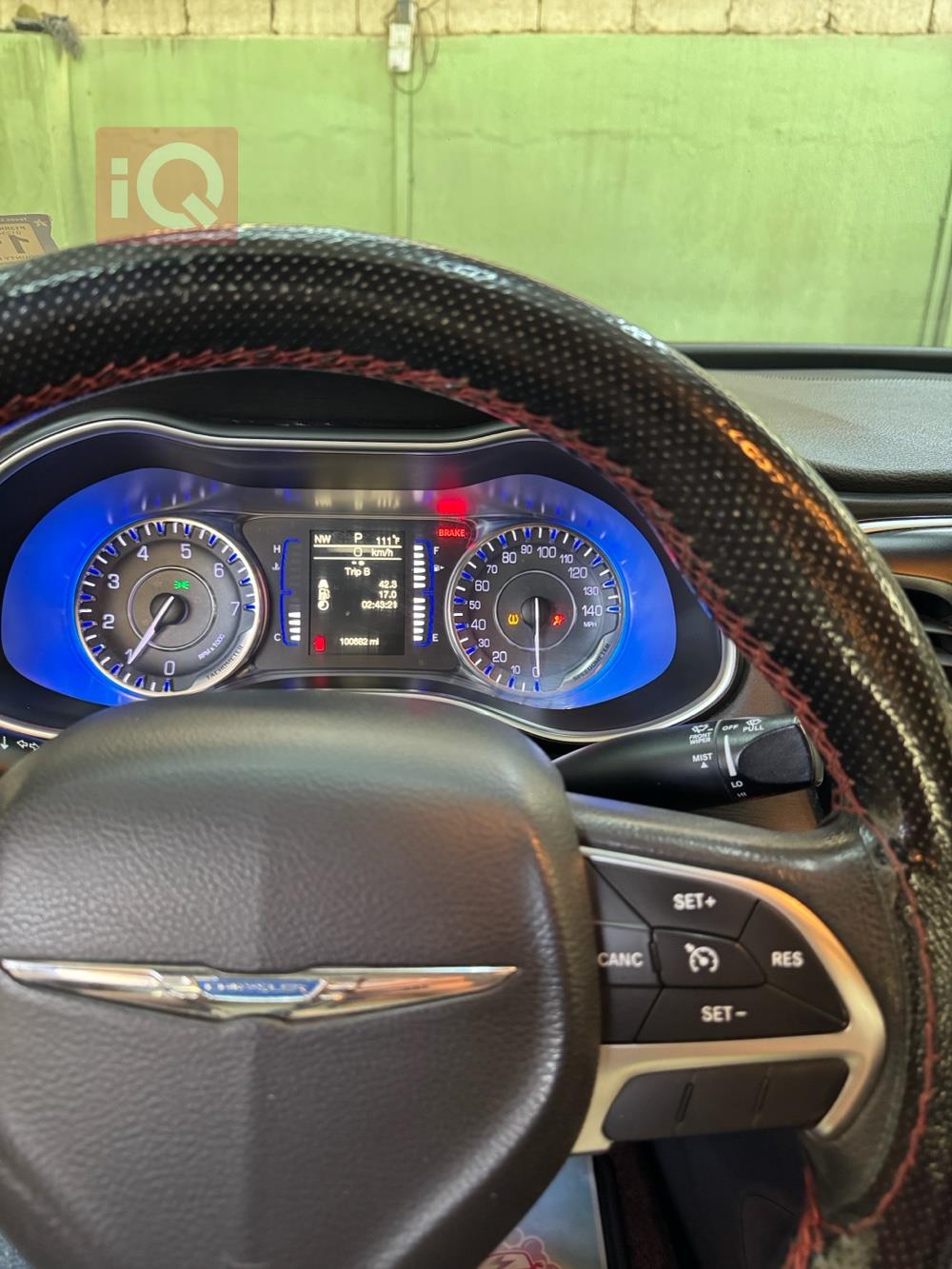Chrysler 200